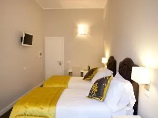 Chic & Town Luxury Bed and Breakfast