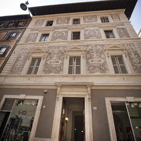 Panzió Chic & Town Luxury Piazza Di Spagna 4*