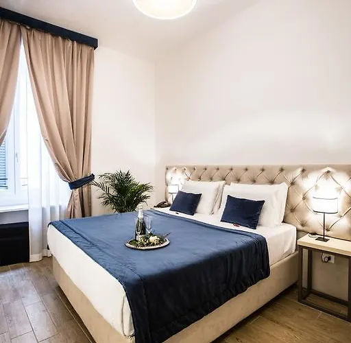 Couette-café Chic & Town Luxury Piazza Di Spagna 4*