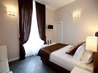 Couette-café Chic & Town Luxury Piazza Di Spagna 4*