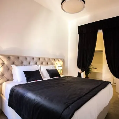 Chic & Town Luxury Piazza Di Spagna 4*