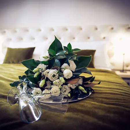 לינה וארוחת בוקר Chic & Town Luxury רומא