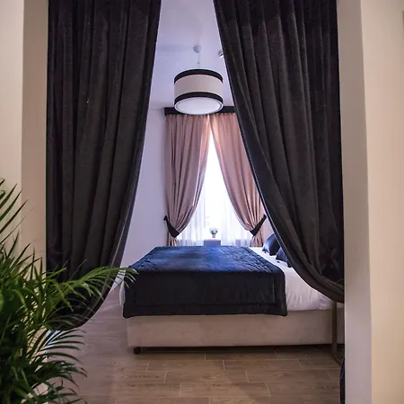 Chic & Town Luxury לינה וארוחת בוקר רומא