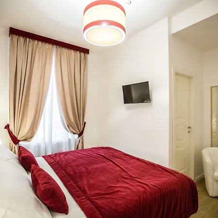 לינה וארוחת בוקר Chic & Town Luxury