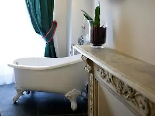 Chic & Town Luxury 4* רומא